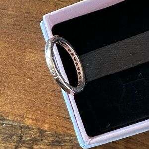 Pandora rose gold ring